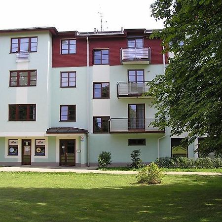 Nueva Fiesta Apartment Marianske Lazne Bagian luar foto