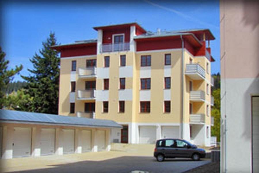 Nueva Fiesta Apartment Marianske Lazne Bagian luar foto